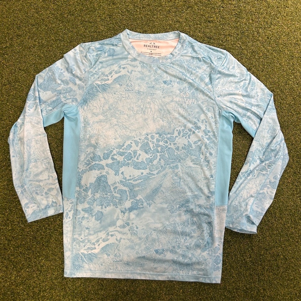 Realtree Fishing Mens Medium Blue Wave Camo Long Sleeve Performance Shirt